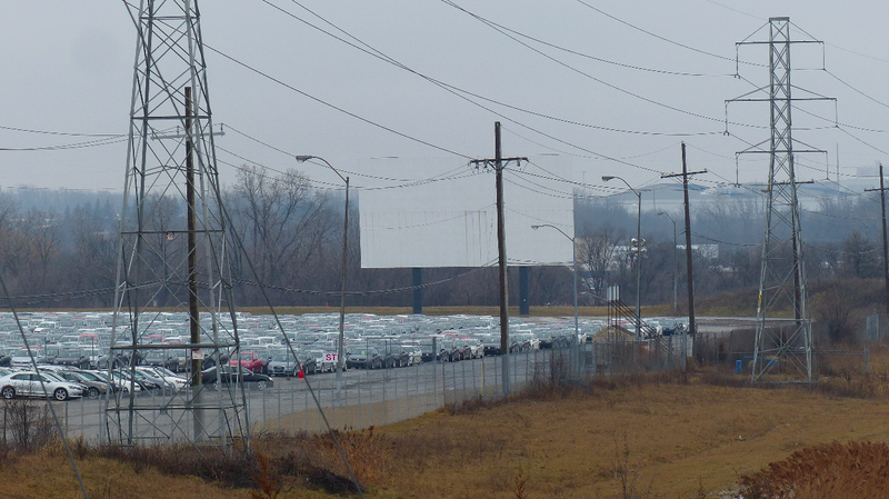 Illustration for article titled Volkswagen Stashed Hundreds Of Cheating Diesels In An Abandoned NFL Stadium Parking Lot